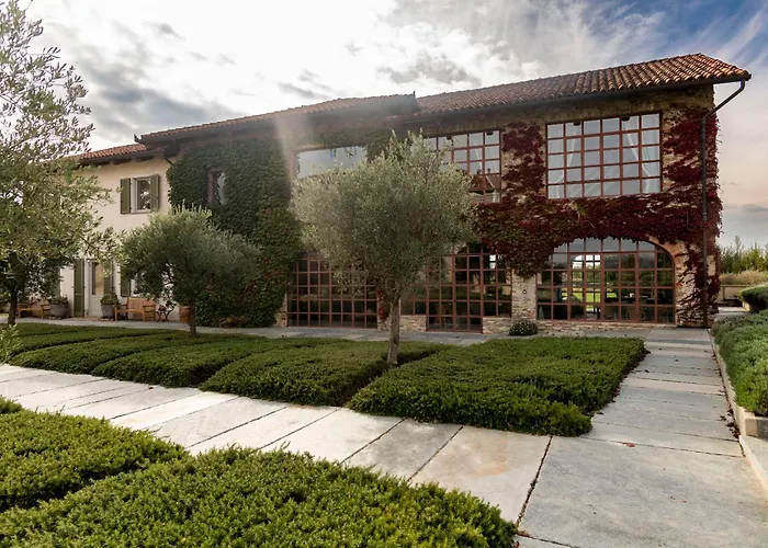 Relais Dei Poderi Einaudi